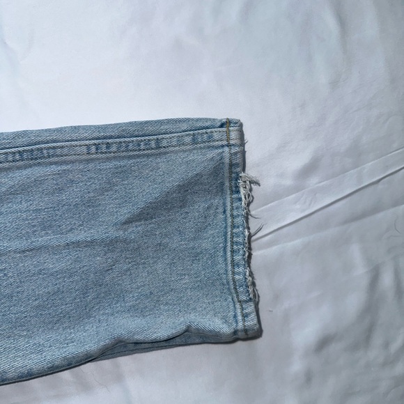 ABERCROMBIE & FITCH 90’S STRAIGHT ULTRA HIGH RISE JEANS - Picture 8 of 9
